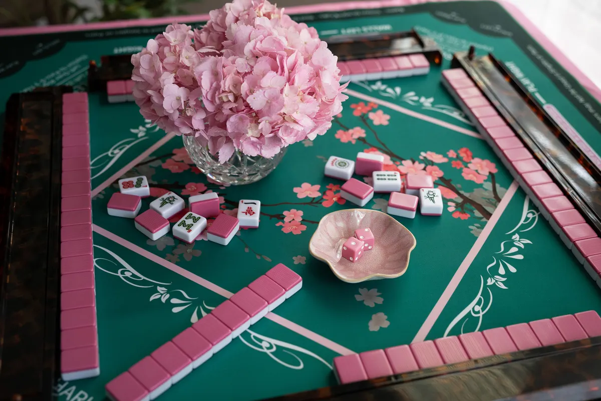 How to Build a Beautiful Mahjong Tablescape: The Ultimate Style Guide