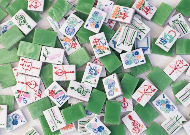 Miss Classic Mahjong Tiles Jade with smooth jade glaze and white pips