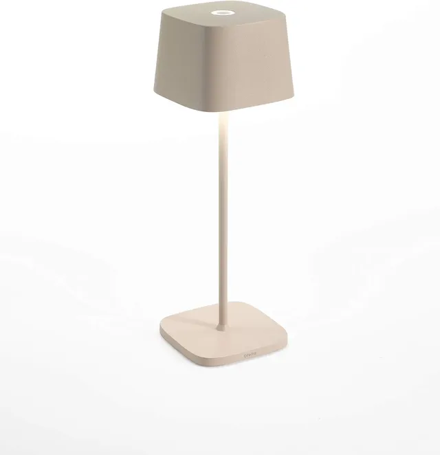Ofelia Pro Sand Lamp with sand-tone ceramic base and slim metal stem.